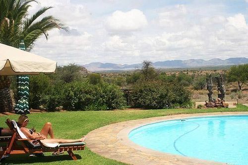 Auas Safari Lodge Falena 外观 照片
